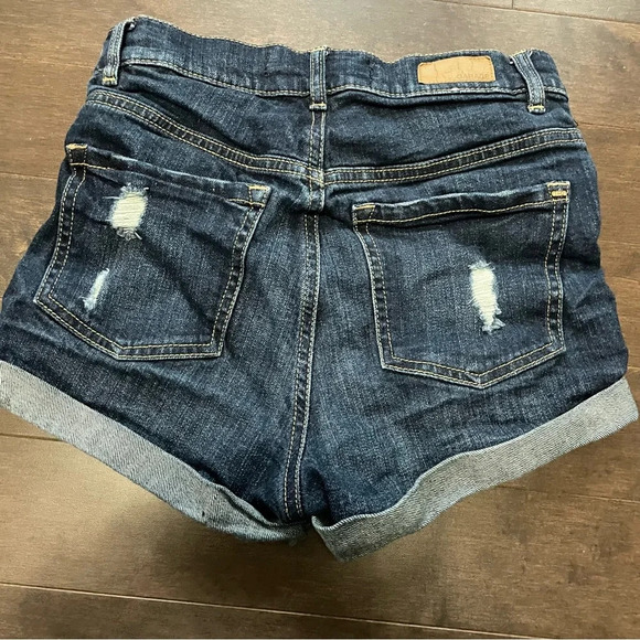 Garage Retro High Waist Distressed Denim Jean Shorts Women’s 01 Stretch - Picture 6 of 8